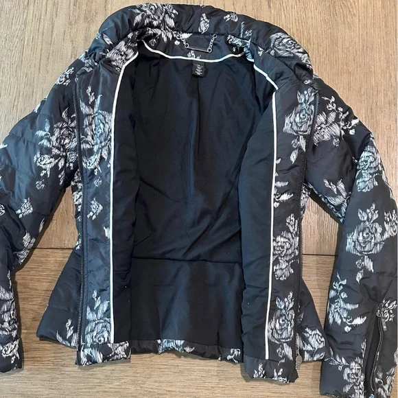 White House Black Market Black White Floral Quilted Puffer Jacket XS - Picture 6 of 11